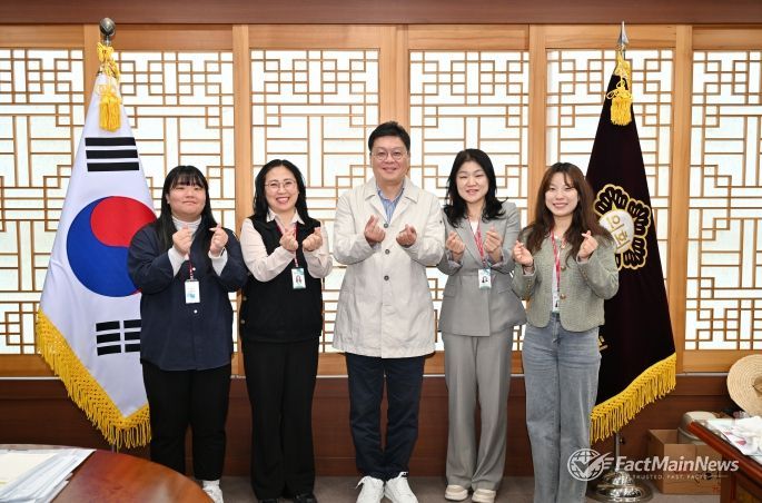 중구의회 박경흠 의장, 울산청년미래센터와 간담회를 가졌다.